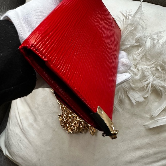 Louis Vuitton Epi Porte Tresor International Trifold Long Wallet - Picture 6 of 13